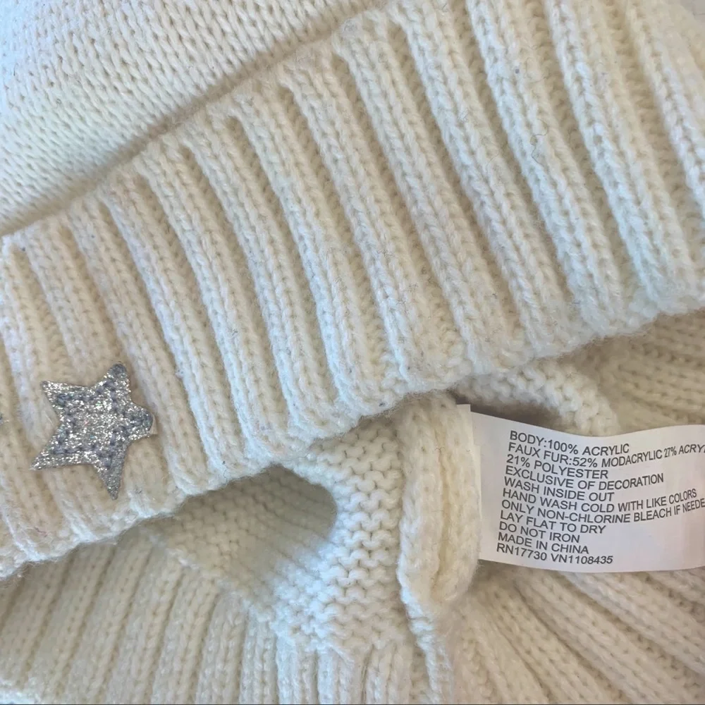 Kids Ribbed Knit Hat with Silver Stars. Cream.